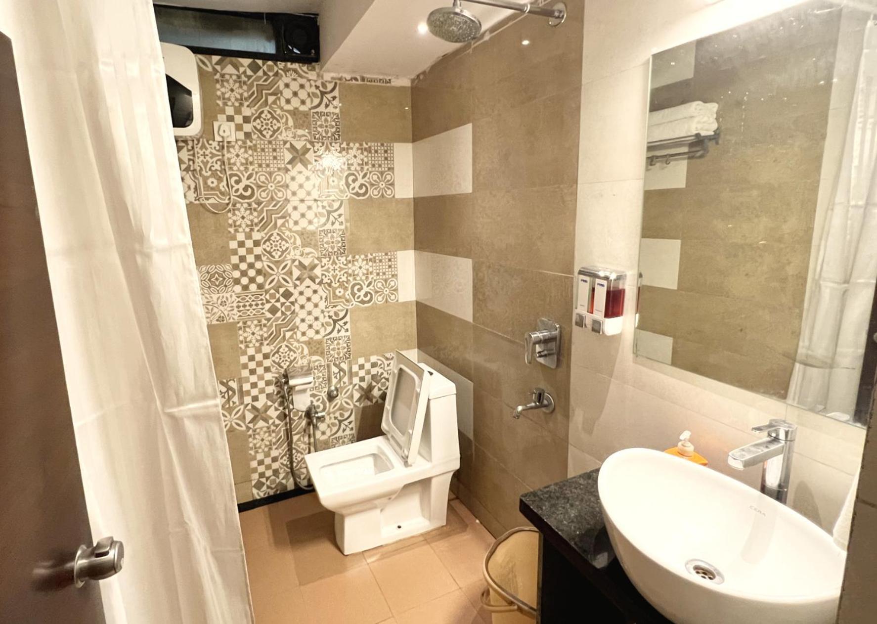 Royal Palms Luxury Service Apartment Nagpur Exterior foto